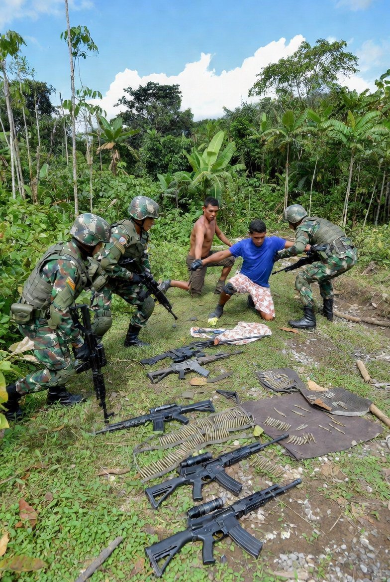 Golpe Contundente al GAO-r Rodrigo Cadete: Tres Neutralizados y Dos Capturados en Caquetá